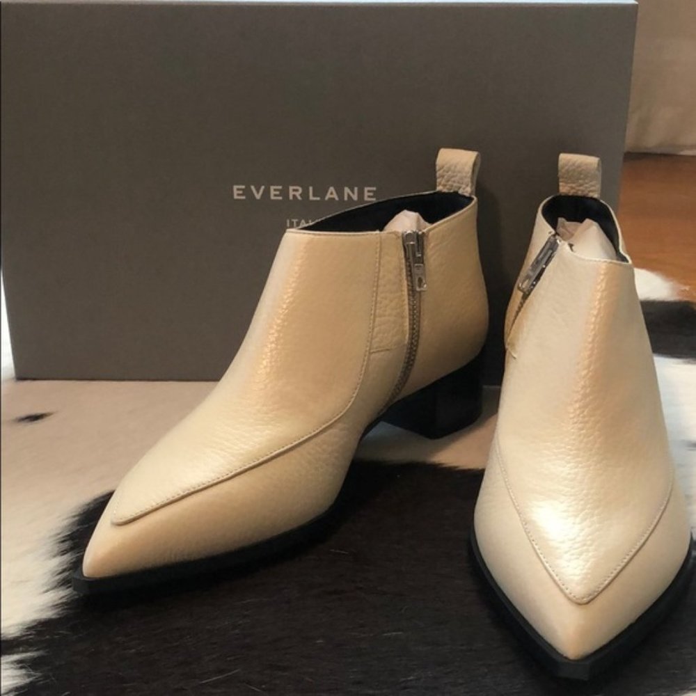 NWT Everlane leather booties